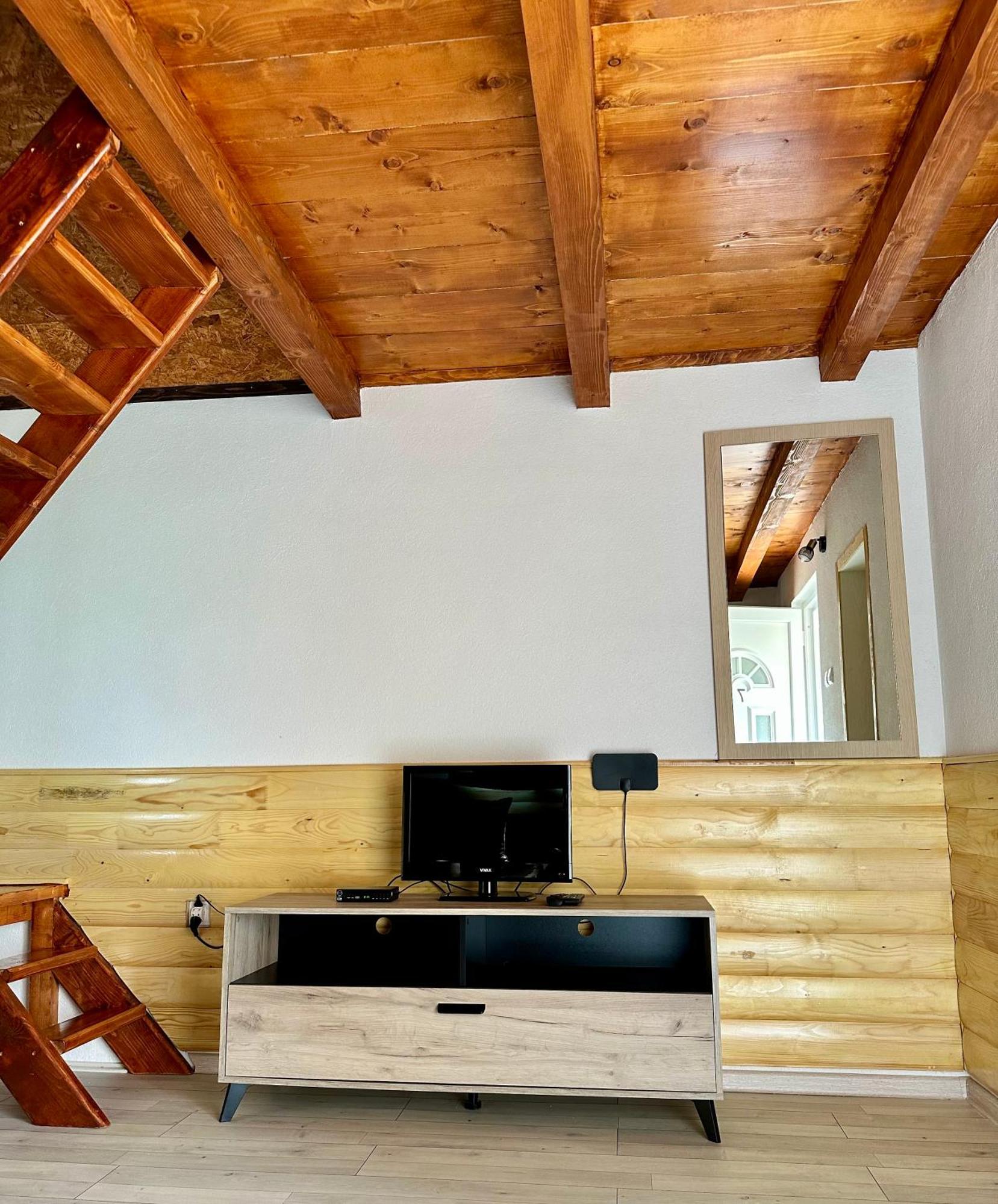 Rural Resort Tron Плужине Экстерьер фото
