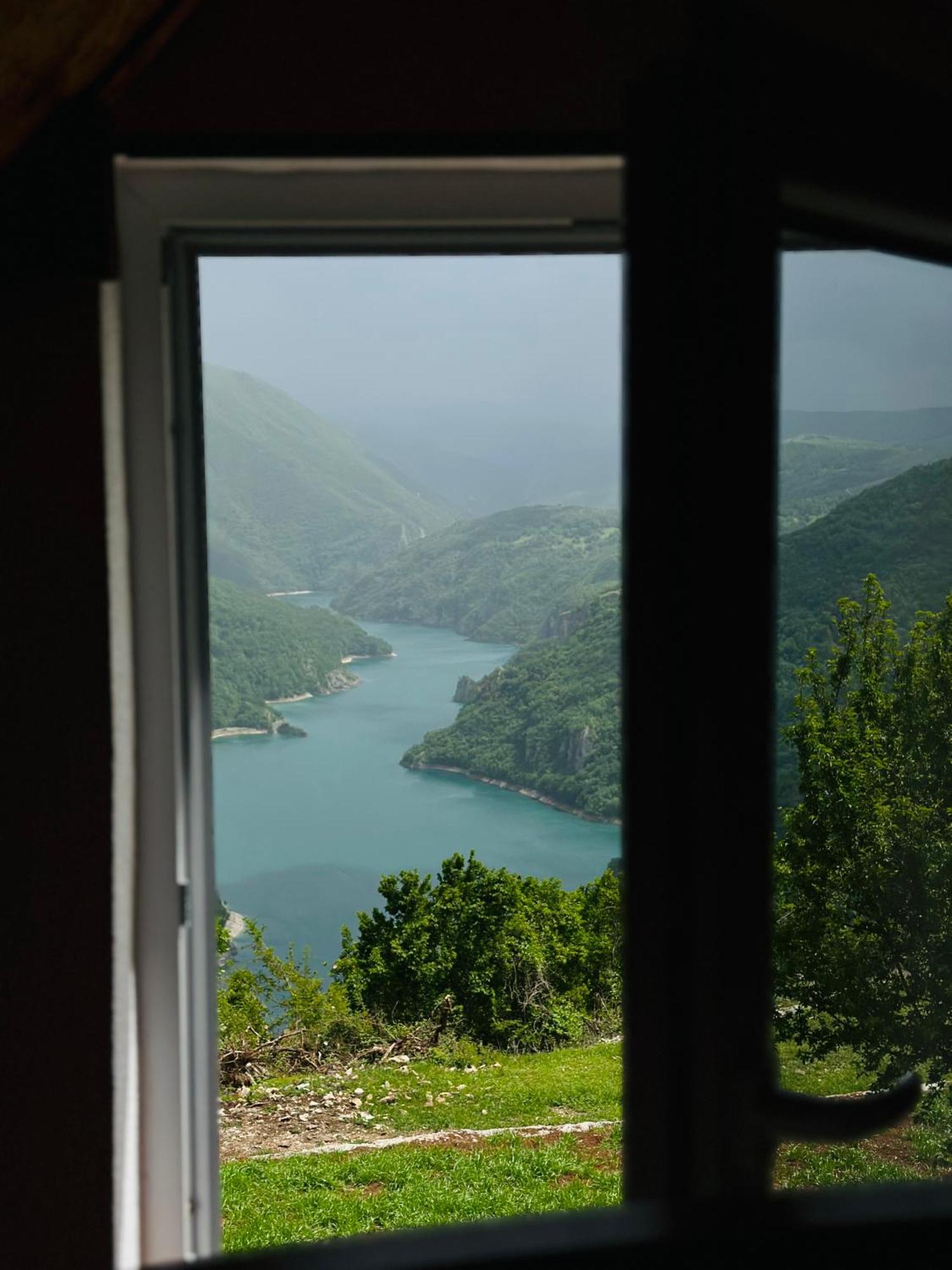 Rural Resort Tron Плужине Экстерьер фото