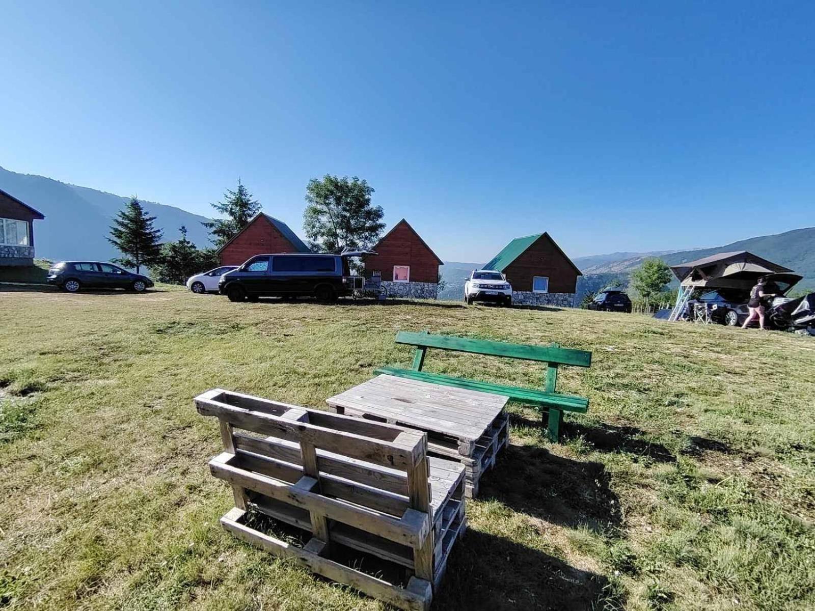 Rural Resort Tron Плужине Экстерьер фото